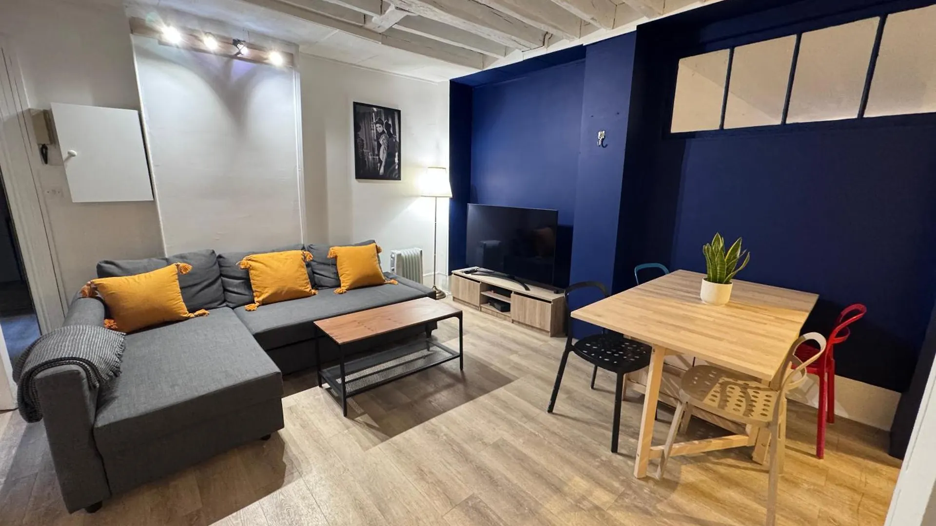 Flat In The Center Of Paris Apartment France